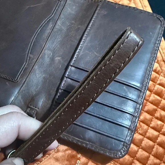 Frye Melissa Brown Leather Wallet - Picture 8 of 11